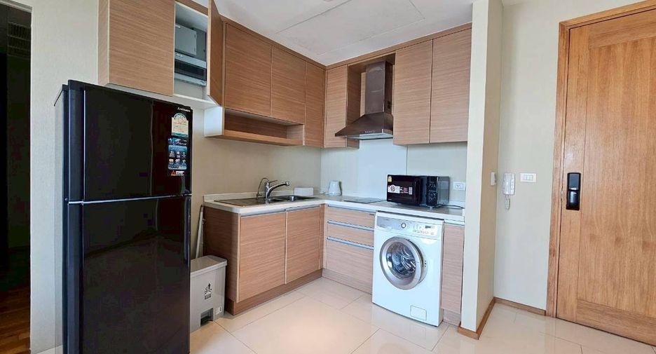 For rent 1 bed condo in Khlong Toei, Bangkok