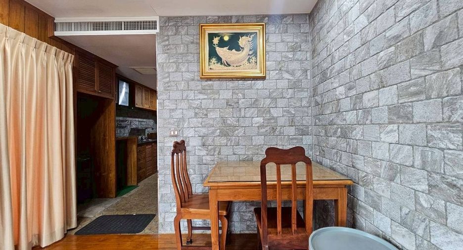 Condo en alquiler de 1 habitaciones en Khlong Toei, Bangkok