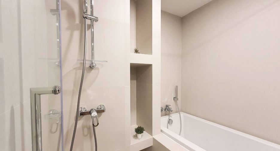 For rent and for sale 2 bedrooms condo in Khlong Toei, Bangkok