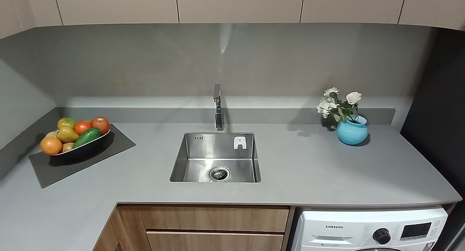For rent and for sale 1 bed condo in Watthana, Bangkok