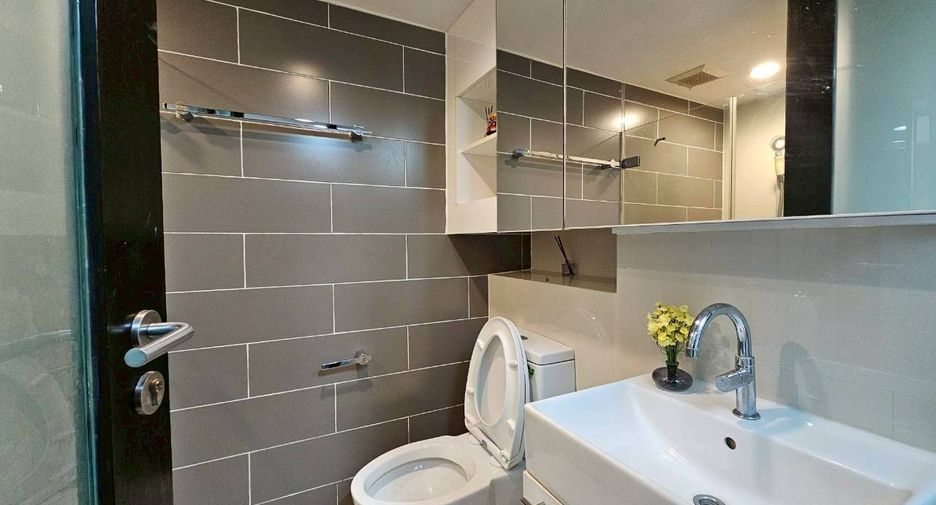 Condo en alquiler de 1 habitaciones en Khlong Toei, Bangkok