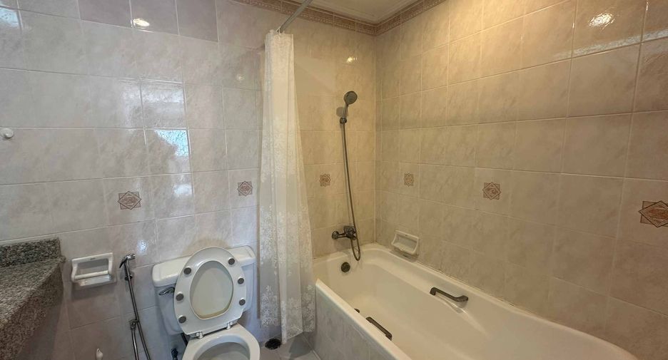 For rent and for sale 2 bedrooms condo in Khlong Toei, Bangkok
