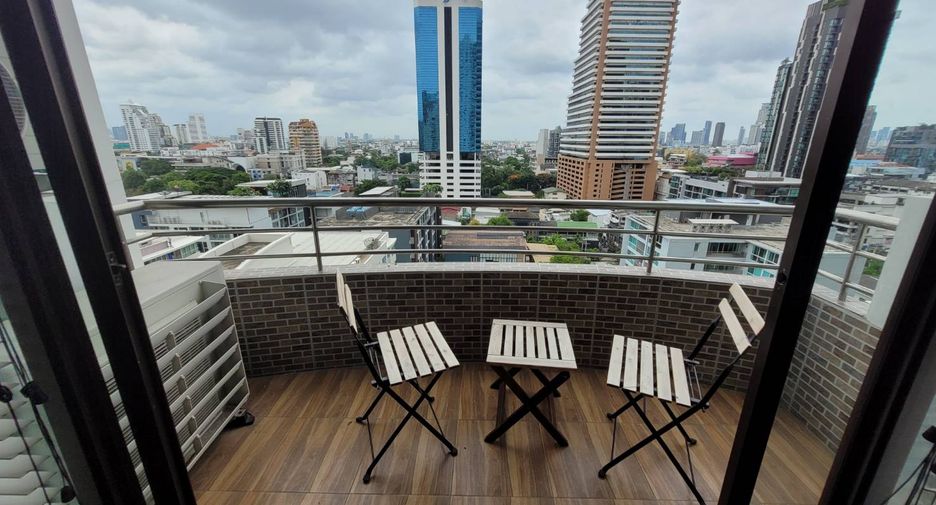 À louer 2 chambres condo à Watthana, Bangkok