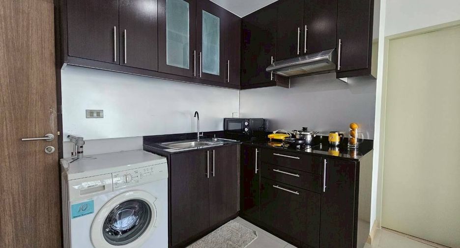 Condo en alquiler y en venta de 1 habitaciones en Watthana, Bangkok