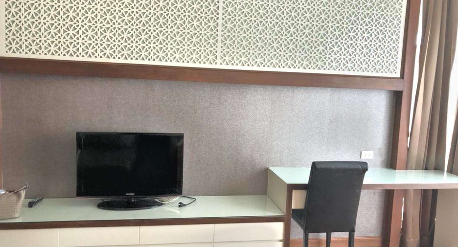 Condo en alquiler de 1 habitaciones en Pathum Wan, Bangkok