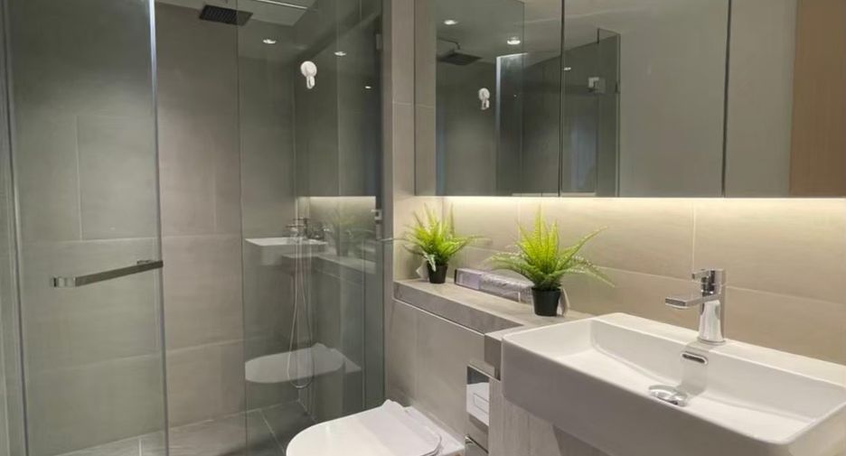 For rent 1 bed condo in Sathon, Bangkok