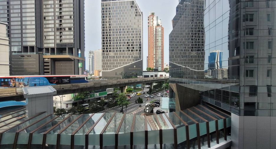 Wohnung zur Miete und zum Kauf mit 1 Zimmer in Khlong Toei, Bangkok