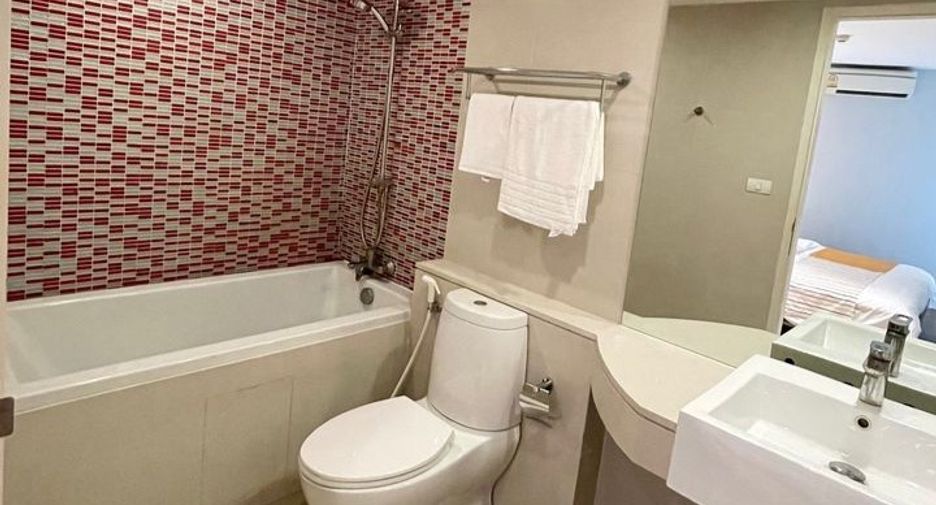À louer et à vendre 1 chambre condo à Watthana, Bangkok