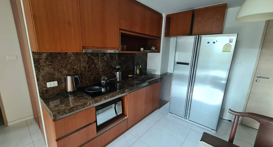 Condo en alquiler y en venta de 2 habitaciones en Watthana, Bangkok