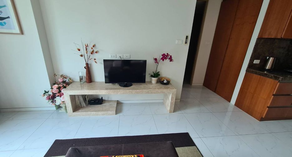 Condo en alquiler y en venta de 2 habitaciones en Watthana, Bangkok