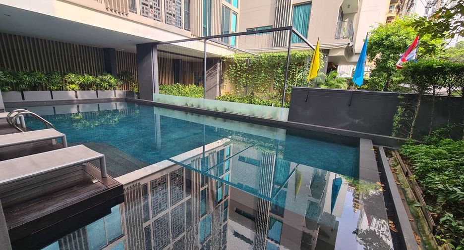 Condo en alquiler y en venta de 2 habitaciones en Watthana, Bangkok