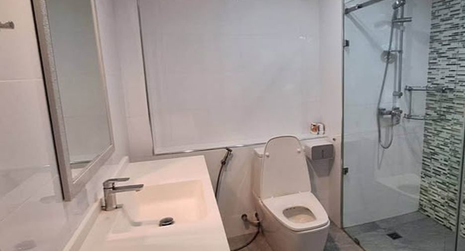 Wohnung zur Miete mit 2 Zimmer in Watthana, Bangkok