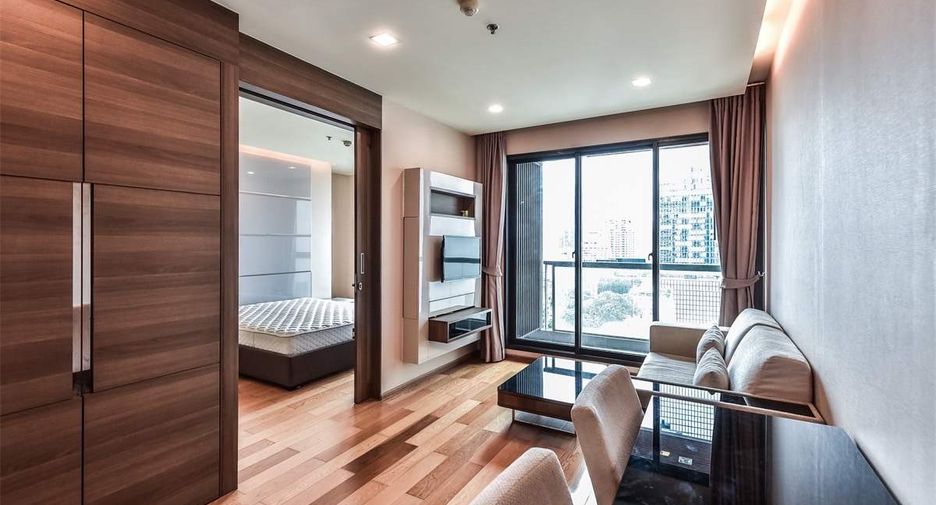 For rent 1 bed condo in Sathon, Bangkok