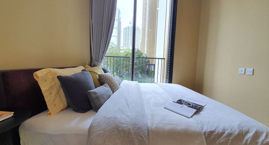 For rent and for sale 1 bed condo in Watthana, Bangkok