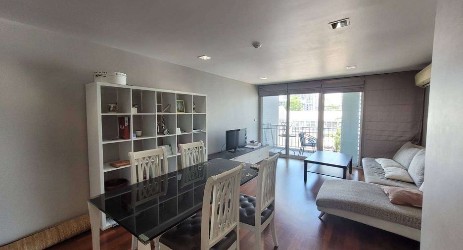 For rent 2 bedrooms condo in Watthana, Bangkok