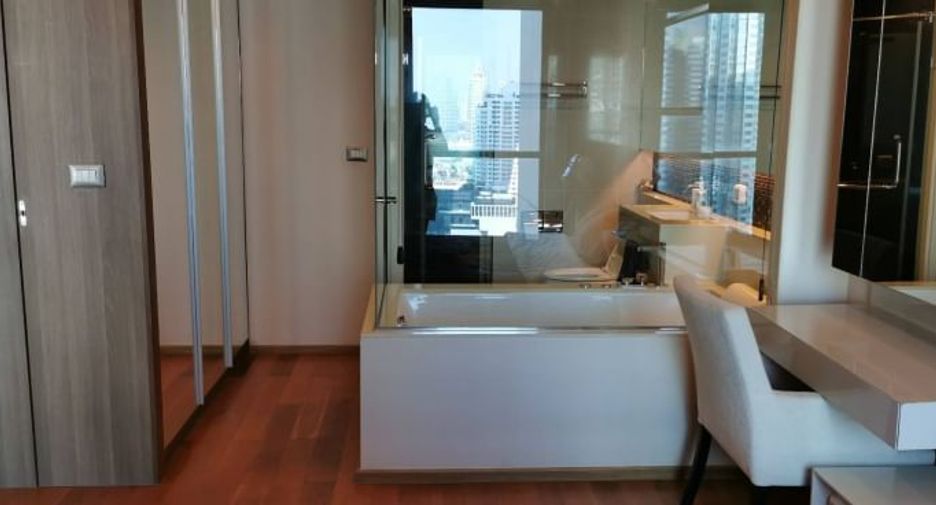 For rent 1 bed condo in Sathon, Bangkok