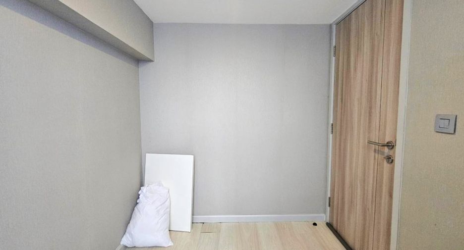 For rent 1 bed condo in Sathon, Bangkok