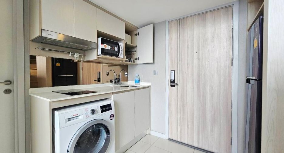 For rent 1 bed condo in Sathon, Bangkok