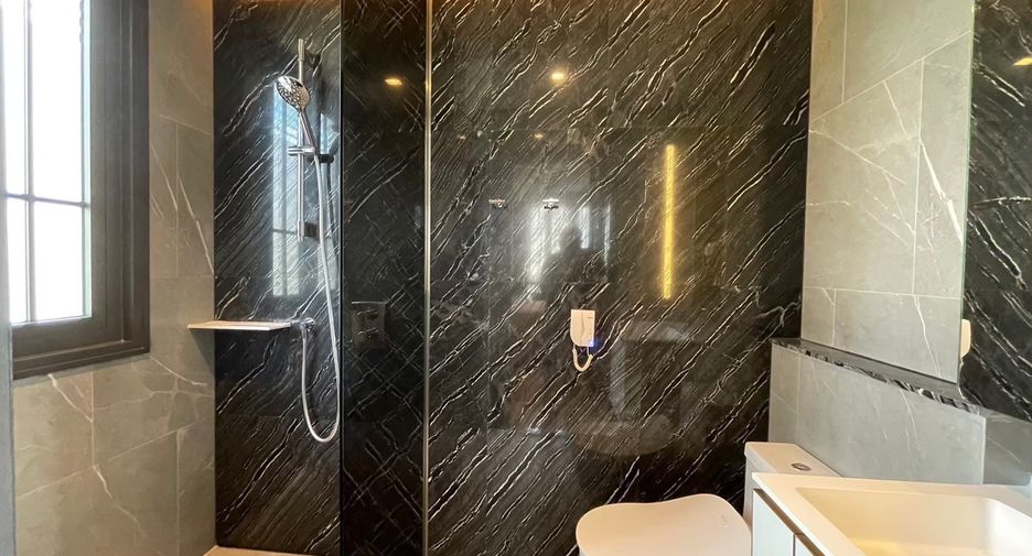 Condo en alquiler de 1 habitaciones en Watthana, Bangkok