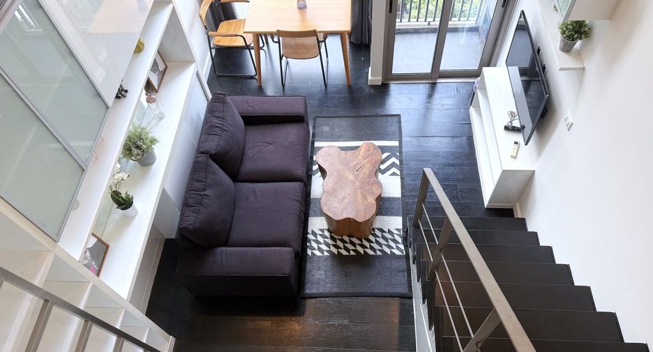 Condo en alquiler de 1 habitaciones en Khlong Toei, Bangkok