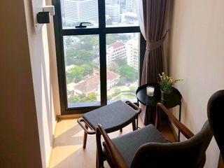 Wohnung zur Miete mit 1 Zimmer in Bang Rak, Bangkok
