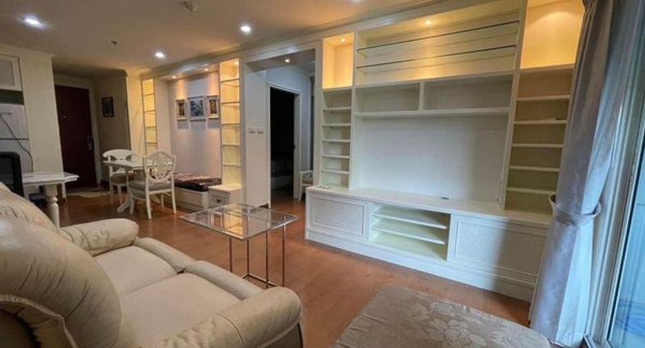 For rent 2 ベッドルーム condo in Phra Khanong, Bangkok
