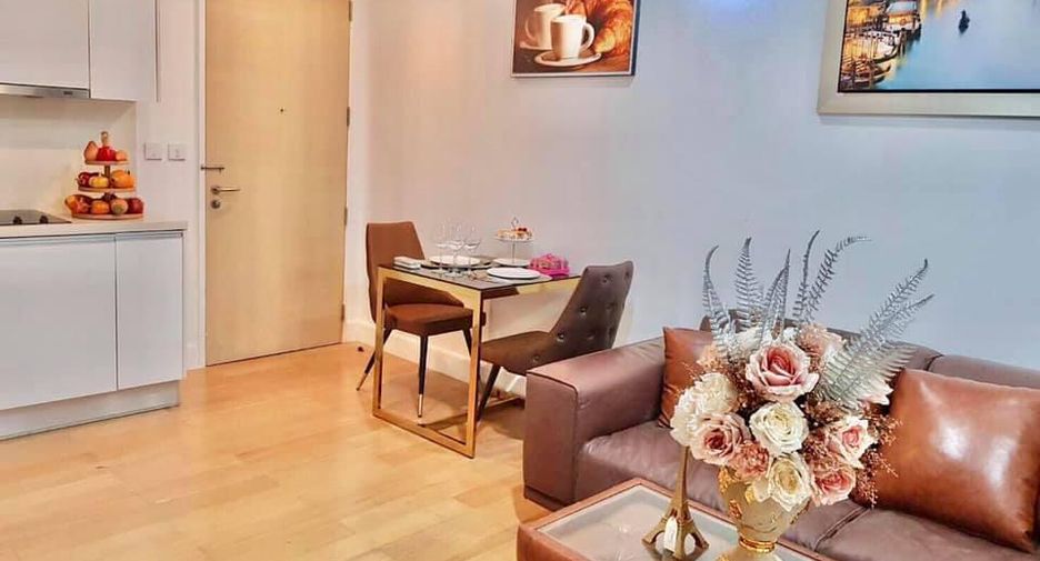 For rent 1 bed condo in Sathon, Bangkok