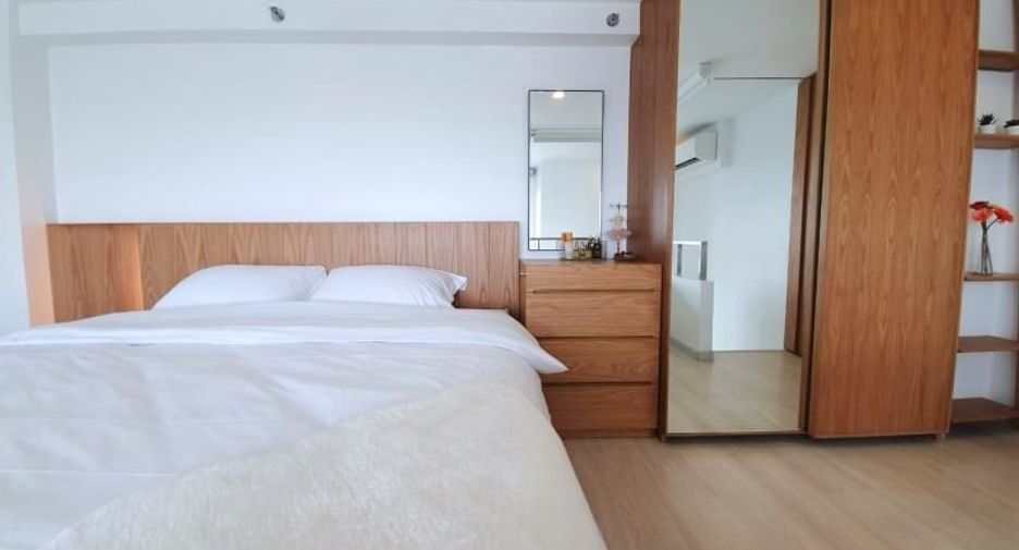 For rent 1 bed condo in Sathon, Bangkok