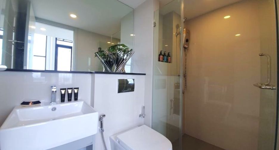 For rent 1 bed condo in Sathon, Bangkok