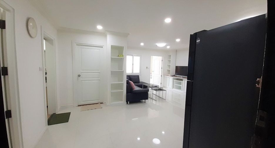 Wohnung zur Miete und zum Kauf mit 2 Zimmer in Watthana, Bangkok