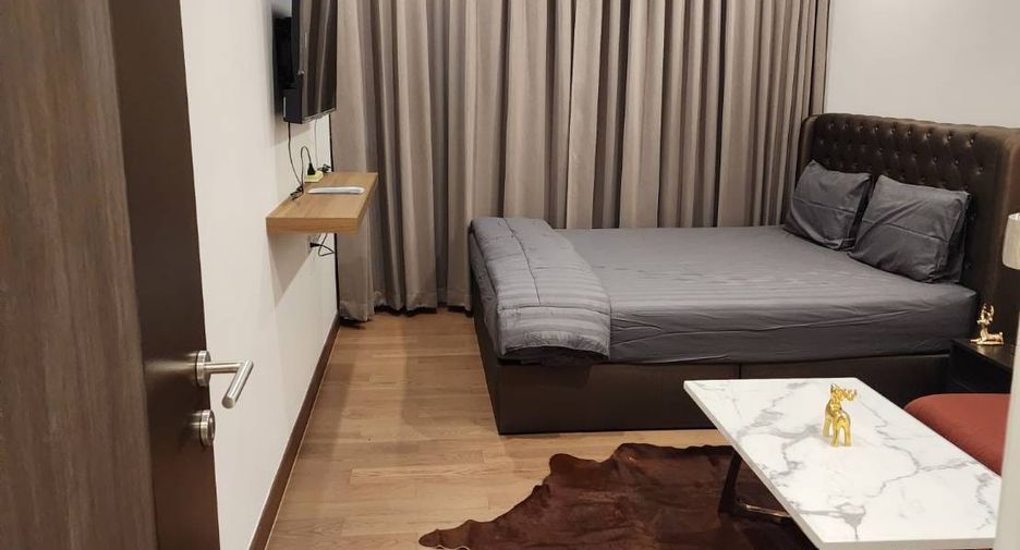 For rent 1 bed condo in Bang Rak, Bangkok