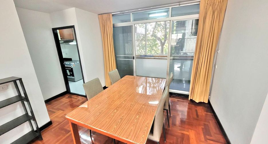 Condo en alquiler de 3 habitaciones en Watthana, Bangkok