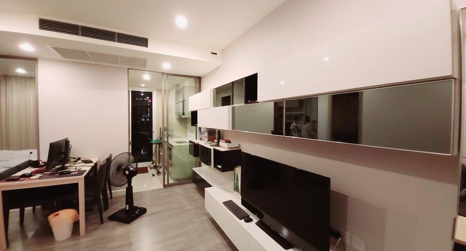 For rent 1 bed condo in Sathon, Bangkok