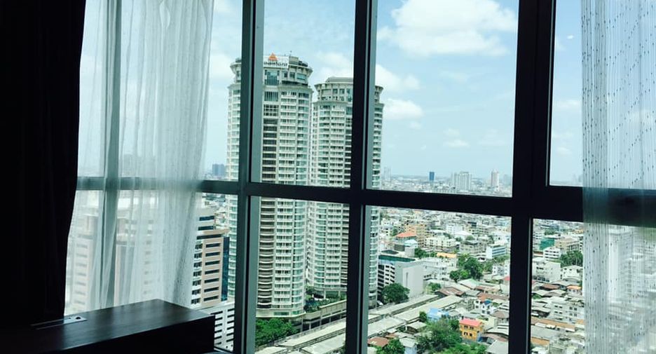 For rent 2 bedrooms condo in Sathon, Bangkok