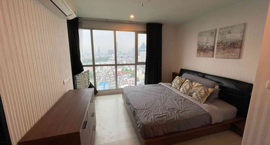 For rent 2 bedrooms condo in Sathon, Bangkok