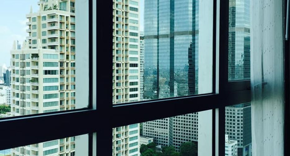 For rent 2 bedrooms condo in Sathon, Bangkok