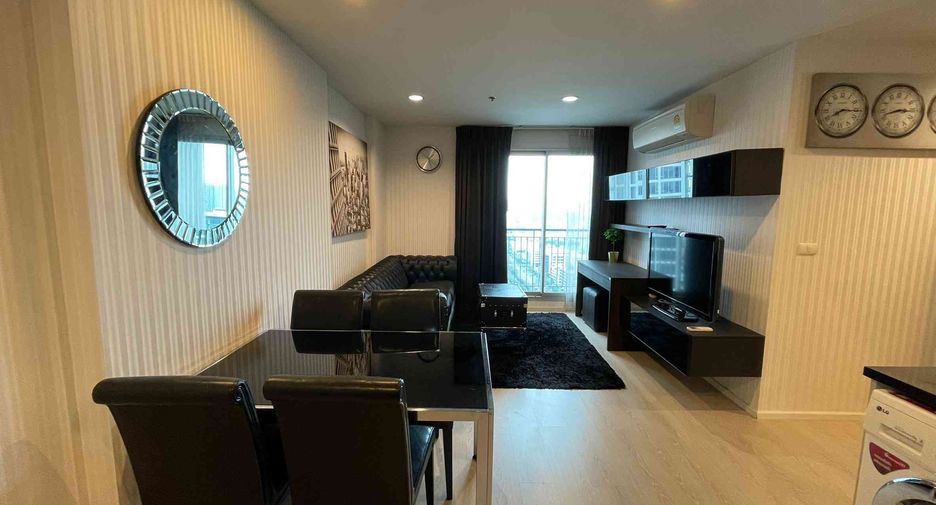 For rent 2 bedrooms condo in Sathon, Bangkok