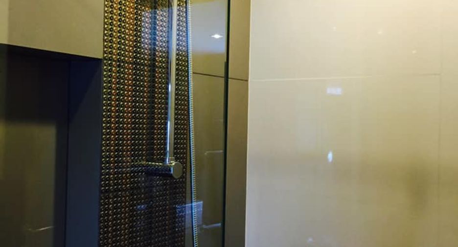 For rent 2 bedrooms condo in Sathon, Bangkok