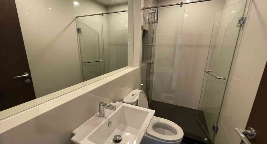 For rent 2 bedrooms condo in Sathon, Bangkok