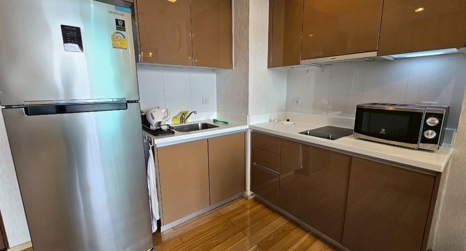 Wohnung zur Miete mit 1 Zimmer in Khlong Toei, Bangkok