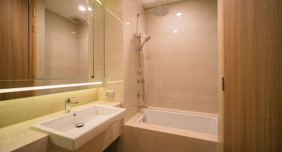 For rent 1 bed condo in Watthana, Bangkok