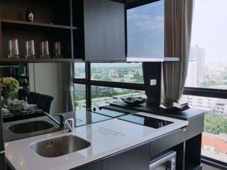 Condo en alquiler de 1 habitaciones en Khlong Toei, Bangkok
