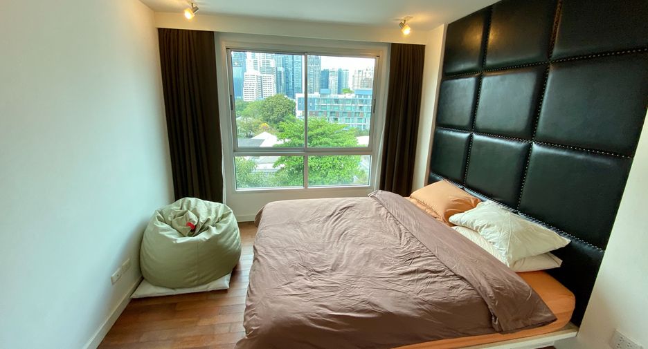 For rent 1 bed condo in Watthana, Bangkok