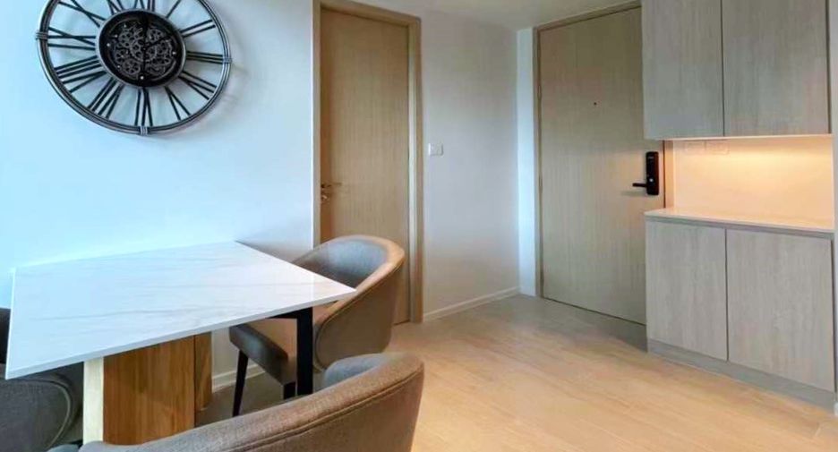 For rent 1 bed condo in Sathon, Bangkok