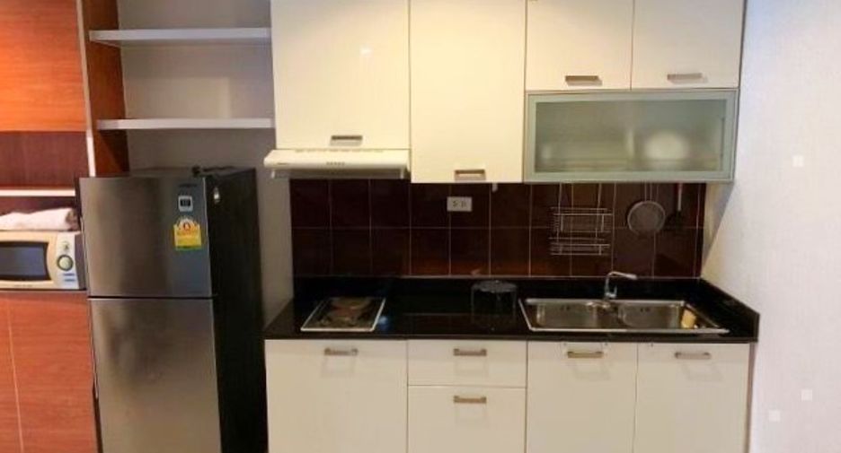 Condo en alquiler de 2 habitaciones en Watthana, Bangkok