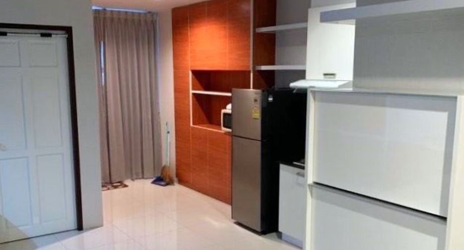 Condo en alquiler de 2 habitaciones en Watthana, Bangkok