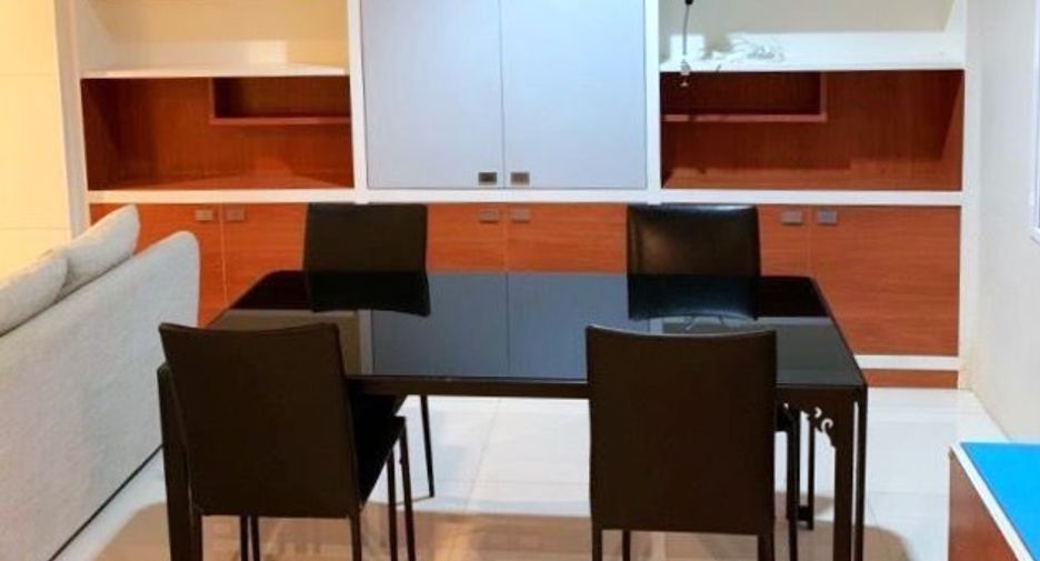 Condo en alquiler de 2 habitaciones en Watthana, Bangkok