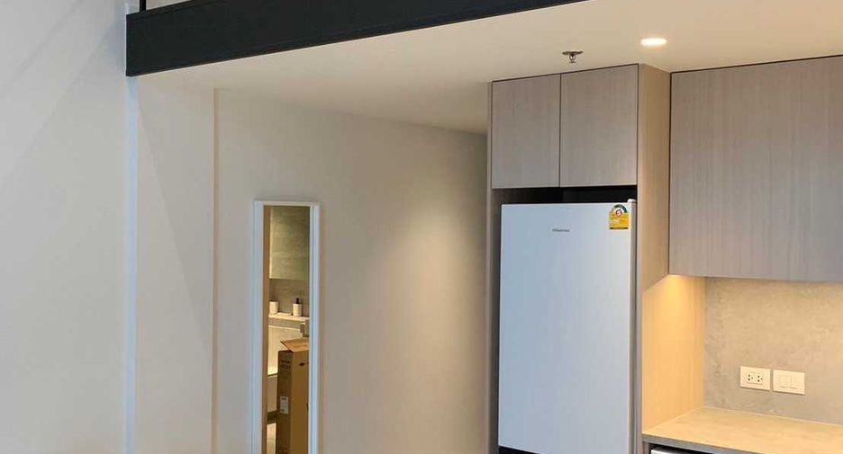 For rent 1 bed condo in Sathon, Bangkok