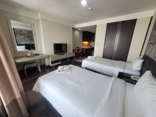 For rent studio condo in Khlong Toei, Bangkok