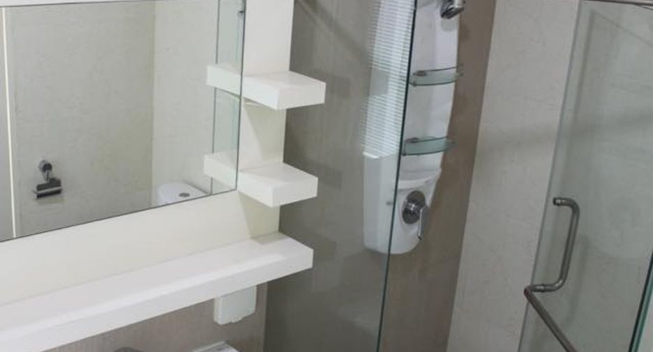 Condo en alquiler de 1 habitaciones en Watthana, Bangkok